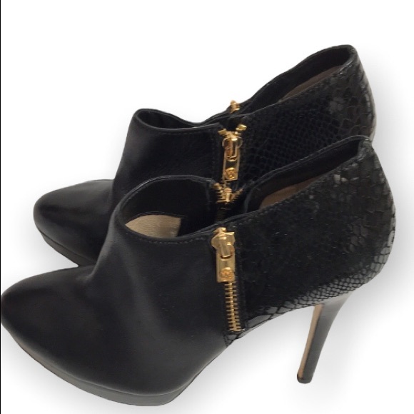 MICHAEL KORS York Platform Black Ankle Boots.. Size:8.5 - Picture 4 of 13